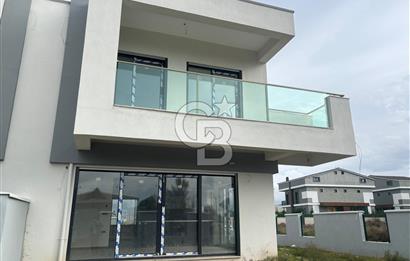 CB Yalı'dan Seyrek Günerli Mah. De Satılık Villa