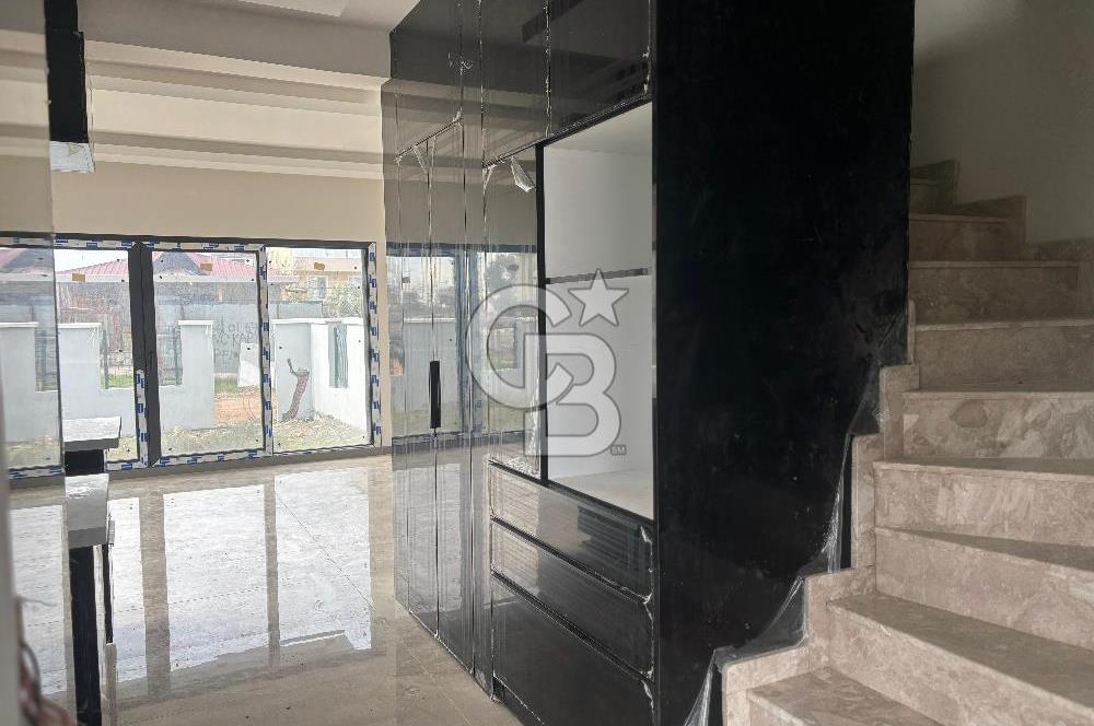 CB Yalı'dan Seyrek Günerli Mah. De Satılık Villa