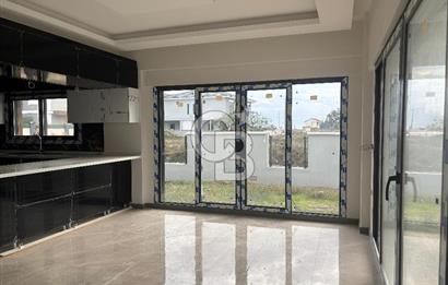 CB Yalı'dan Seyrek Günerli Mah. De Satılık Villa