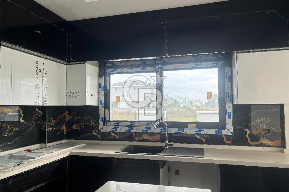 CB Yalı'dan Seyrek Günerli Mah. De Satılık Villa