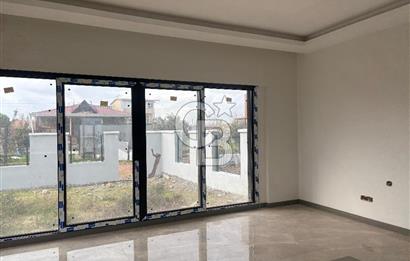 CB Yalı'dan Seyrek Günerli Mah. De Satılık Villa
