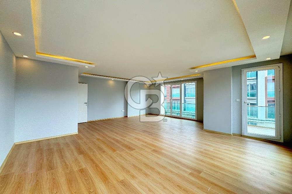 ŞEHRİ BEYAZ 2 SİTESİNİN EN ÖZEL DAİRESİ / 5+1 250 M2 NET