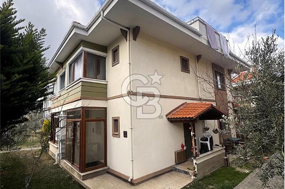 Dardanos’ta Hayal Edebileceğiniz Her Şeye Sahip Satılık Villa