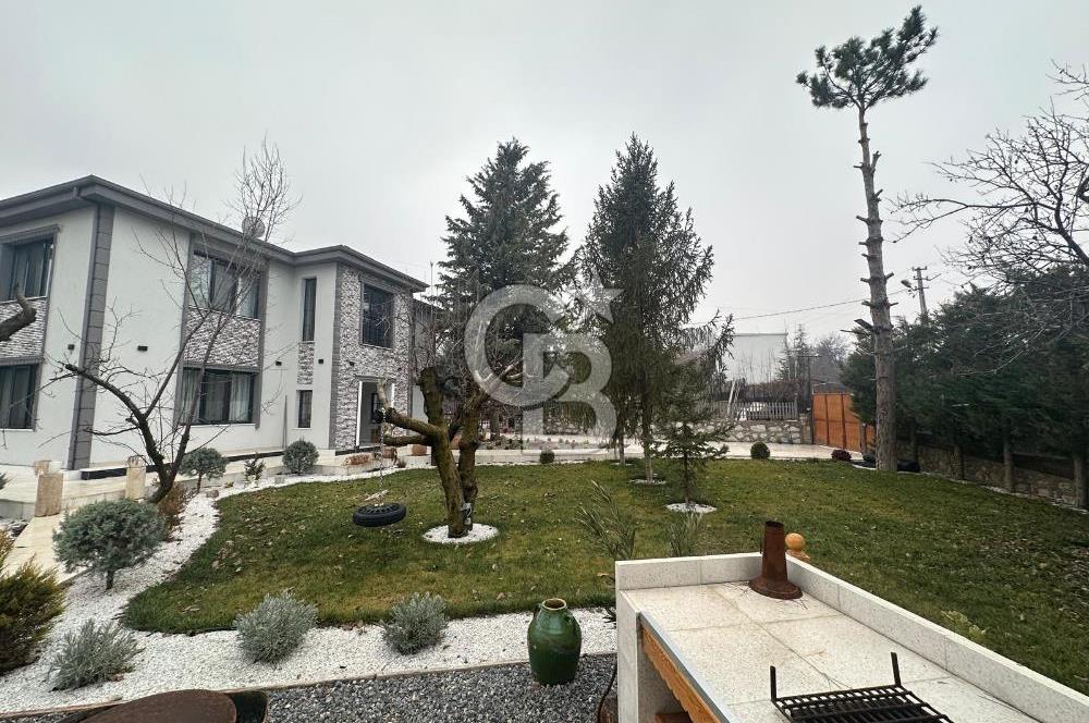 COLDWELL BANKER'den HAYALLERİN ÖTESİNDE SATILIK VİLLA VE BAHÇE
