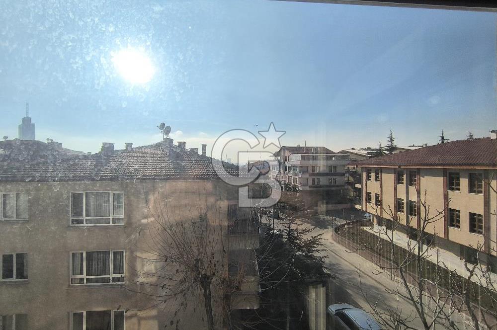 KAVACIK SUBAYEVLERİ ÜÇYILDIZ CADDESİNDE 3+1 SATILIK TEMİZ DAİRE