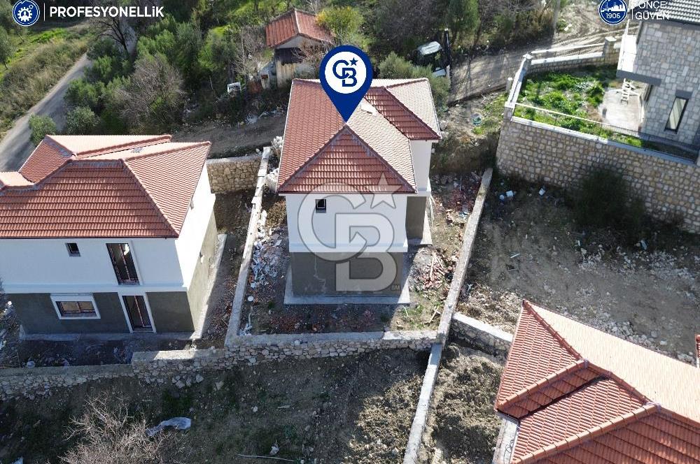 Karaburun Saip Mahallesi'nde 4+1 Müstakil Villa