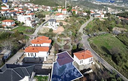 Karaburun Saip Mahallesi'nde 4+1 Müstakil Villa