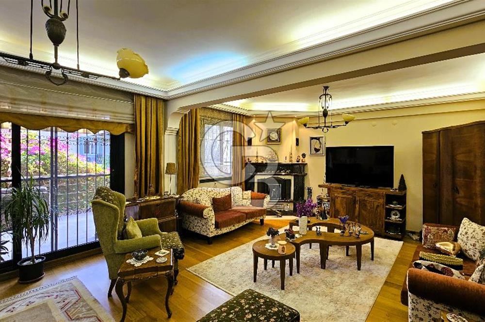İZMİR BORNOVA EVKA-3'TE BAHÇELİ DUBLEKS 3+1 SATILIK VİLLA