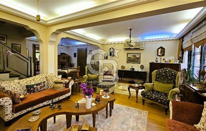 İZMİR BORNOVA EVKA-3'TE BAHÇELİ DUBLEKS 3+1 SATILIK VİLLA
