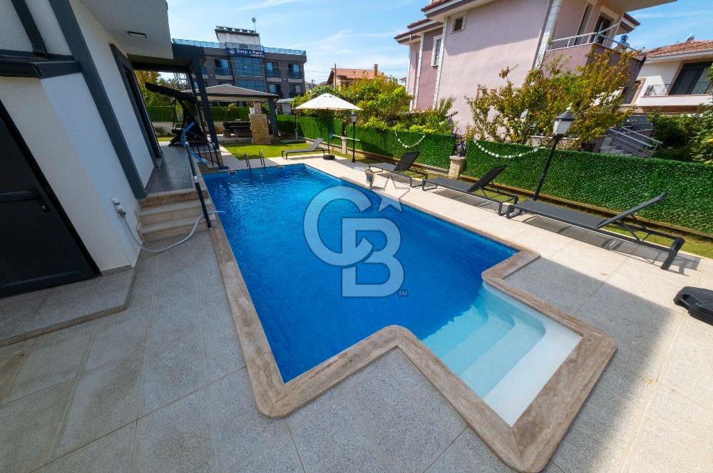 Şirinkent ' te Denize 450 metre Lüks Villa