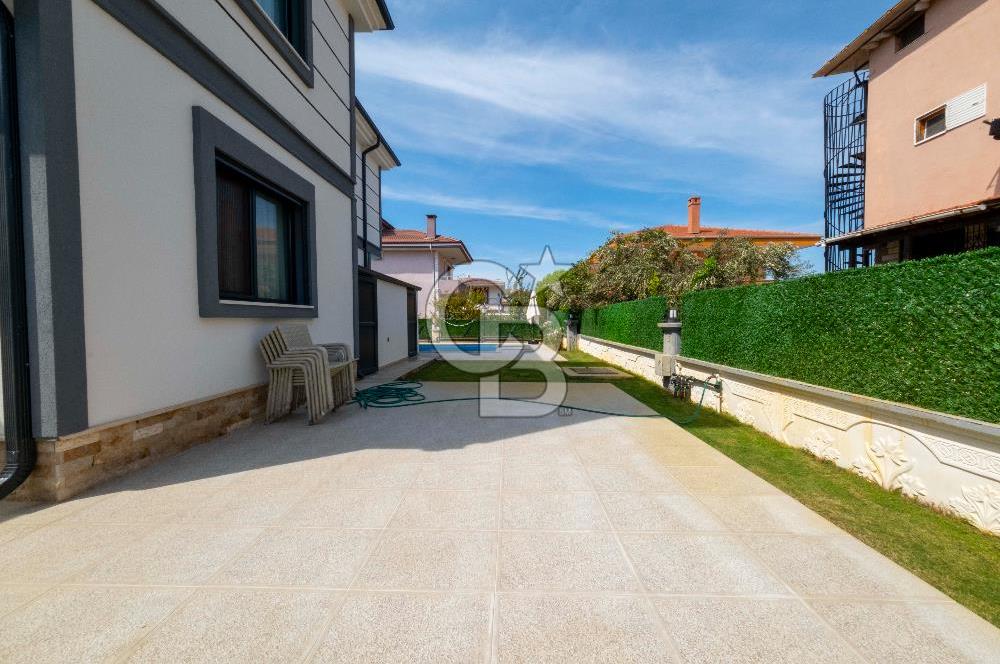 Şirinkent ' te Denize 450 metre Lüks Villa