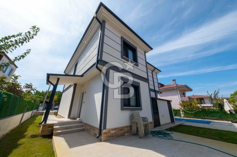 Şirinkent ' te Denize 450 metre Lüks Villa