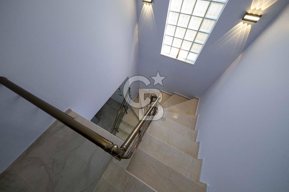 Şirinkent ' te Denize 450 metre Lüks Villa