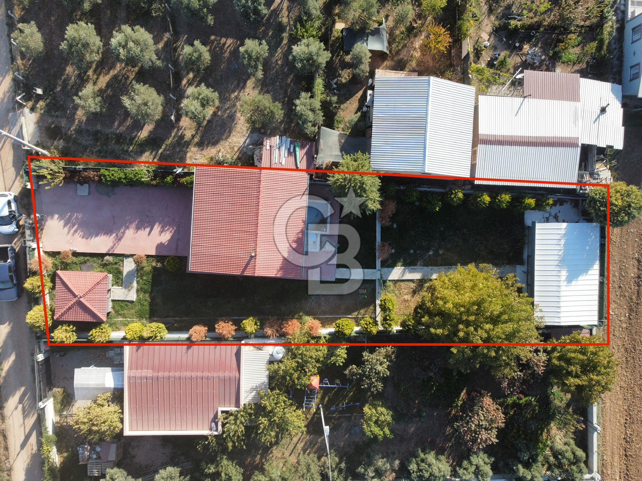 MENDERES OĞLANANASI 1.090 m2 2+1 JAKUZİ HAVUZLU MÜSTAKİL EV