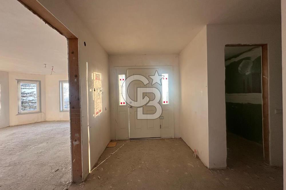 GÖLBAŞI TURKUAZ SİTESİNDE SATILIK NATAMAM 5+2 VİLLA