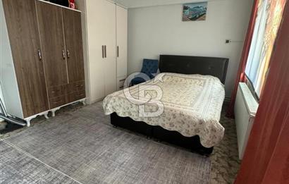 ÇANAKKALE MERKEZ ŞEHRİN GÖBEGİNDE KISMİ BOGAZ MANZARALI FULL EŞYALI 2+1 SATILIK DAİRE 