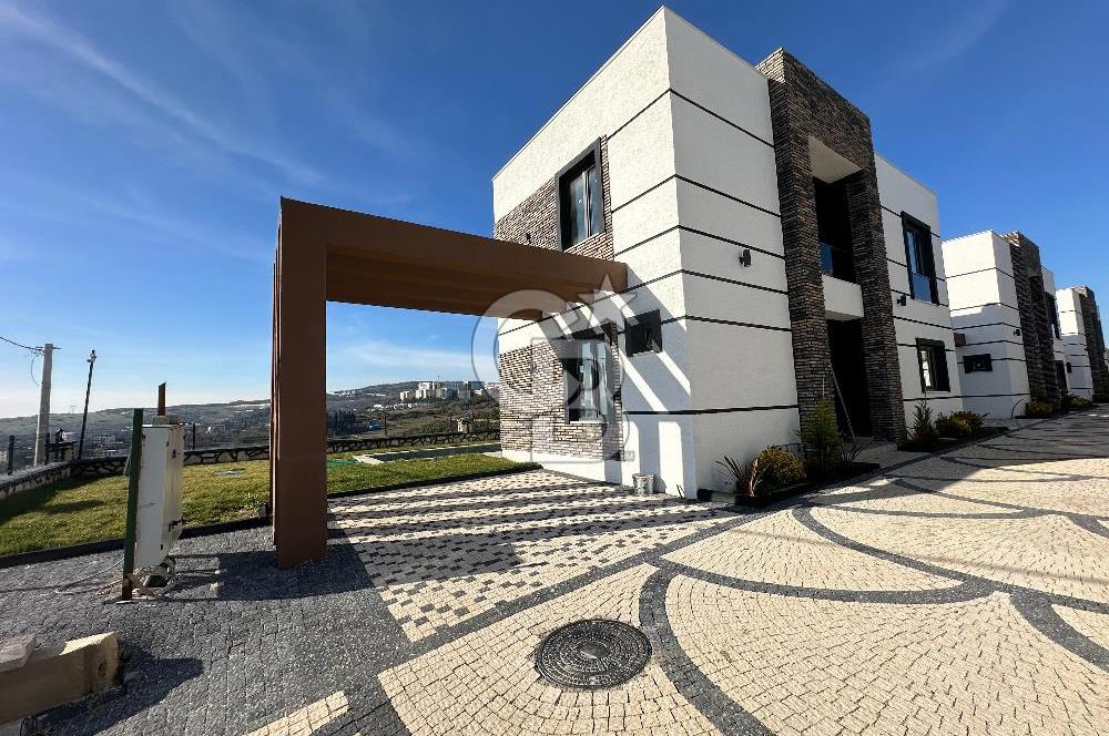 LEDA PERA - KABAOĞLU MH SATILIK MÜSTAKİL HAVUZLU 4+1 KÖŞE VİLLA