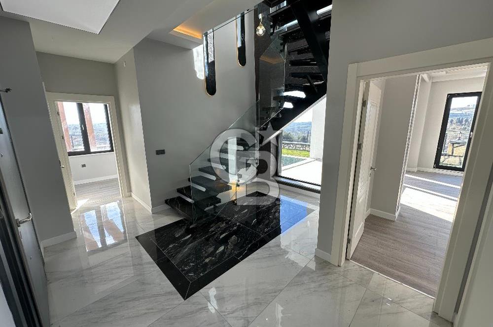 LEDA PERA - KABAOĞLU MH SATILIK MÜSTAKİL HAVUZLU 4+1 KÖŞE VİLLA