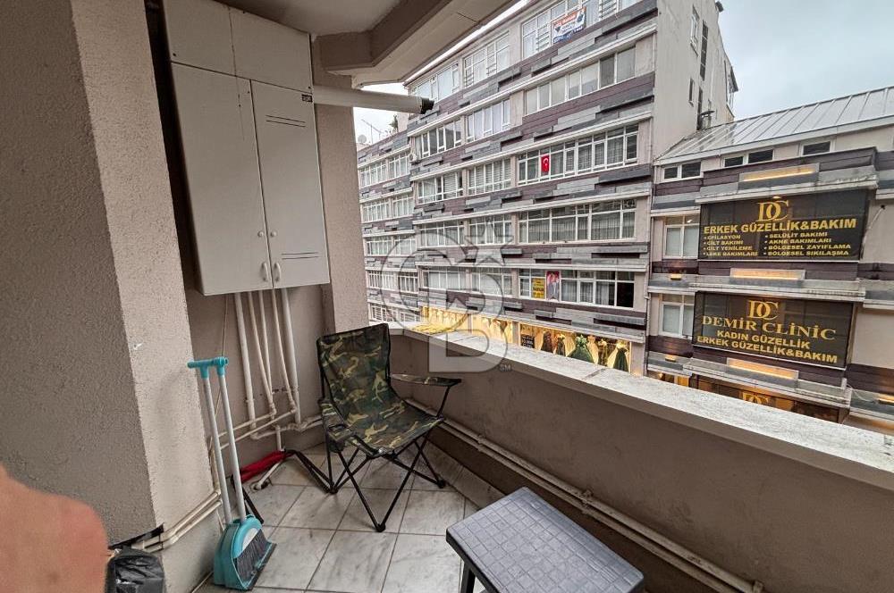 CB/PARK RUŞEN OKUL'DAN İSTİKLAL CAD. ÜZERİ SATILIK 3+1 DAİRE