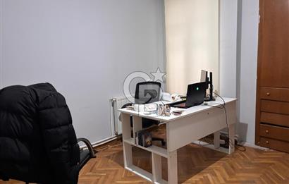 CB/PARK RUŞEN OKUL'DAN İSTİKLAL CAD. ÜZERİ SATILIK 3+1 DAİRE
