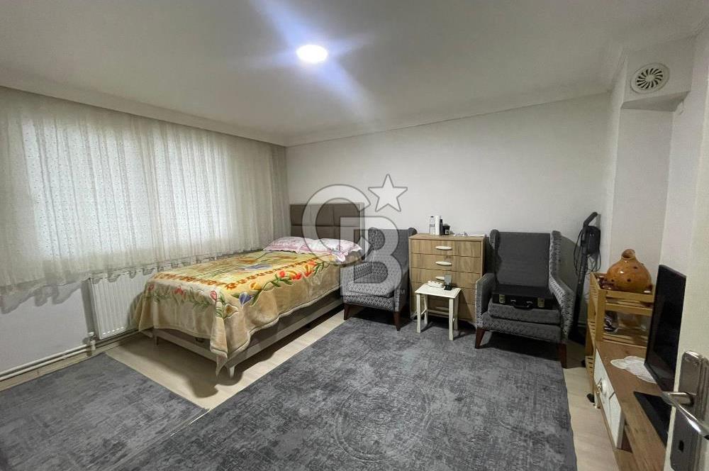  Buca Gediz'de Komple Satılık Bina