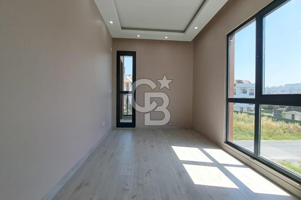 BEYLİKDÜZÜ YAŞAM VADİSİNE KOMŞU 6+1 LÜKS SATILIK VİLLALAR