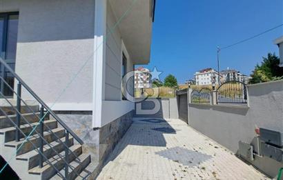 BEYLİKDÜZÜ YAŞAM VADİSİNE KOMŞU 6+1 LÜKS SATILIK VİLLALAR