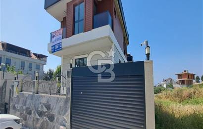 BEYLİKDÜZÜ YAŞAM VADİSİNE KOMŞU 6+1 LÜKS SATILIK VİLLALAR