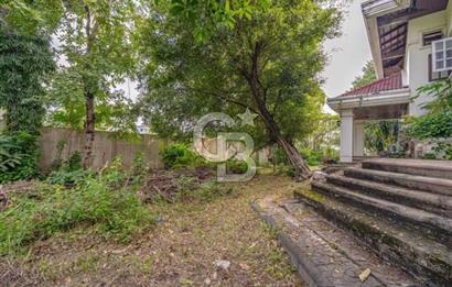 TAYLAND BANGKOK DA SATILIK BAHÇELİ VİLLA