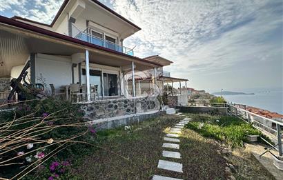 Satılık 3+1 Villa Dikili Deniz Kabuğu sitesinde