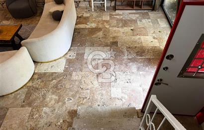 Menderes Ahmetbeyli  353 M2 Tarla İçerisinde Satılık Taş Ev