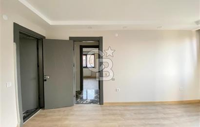 KARTAL ADAVİSTA'DA ADALAR VE ULUDAĞ MANZARALI 4 KATLI SÜPER LÜKS VİLLA
