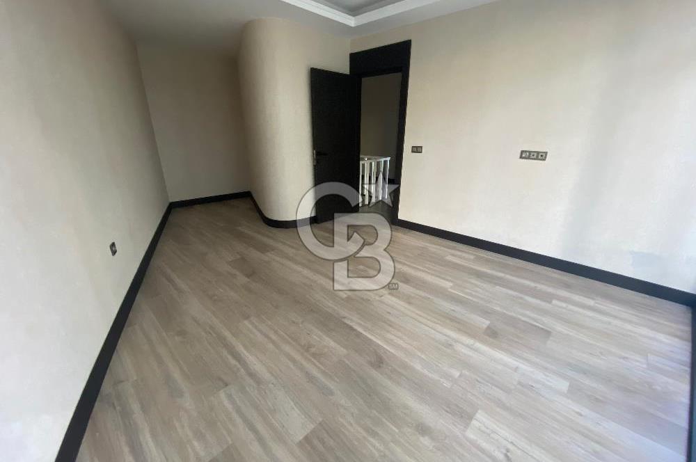 MEVA sitesi 2+1 satılık bahçe dubleks 