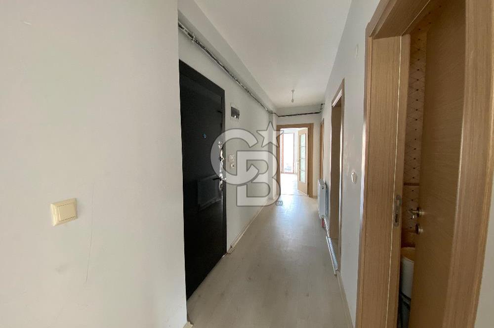 Çayırova ana cadde üzeri satılık 3+1 sıfır daire 