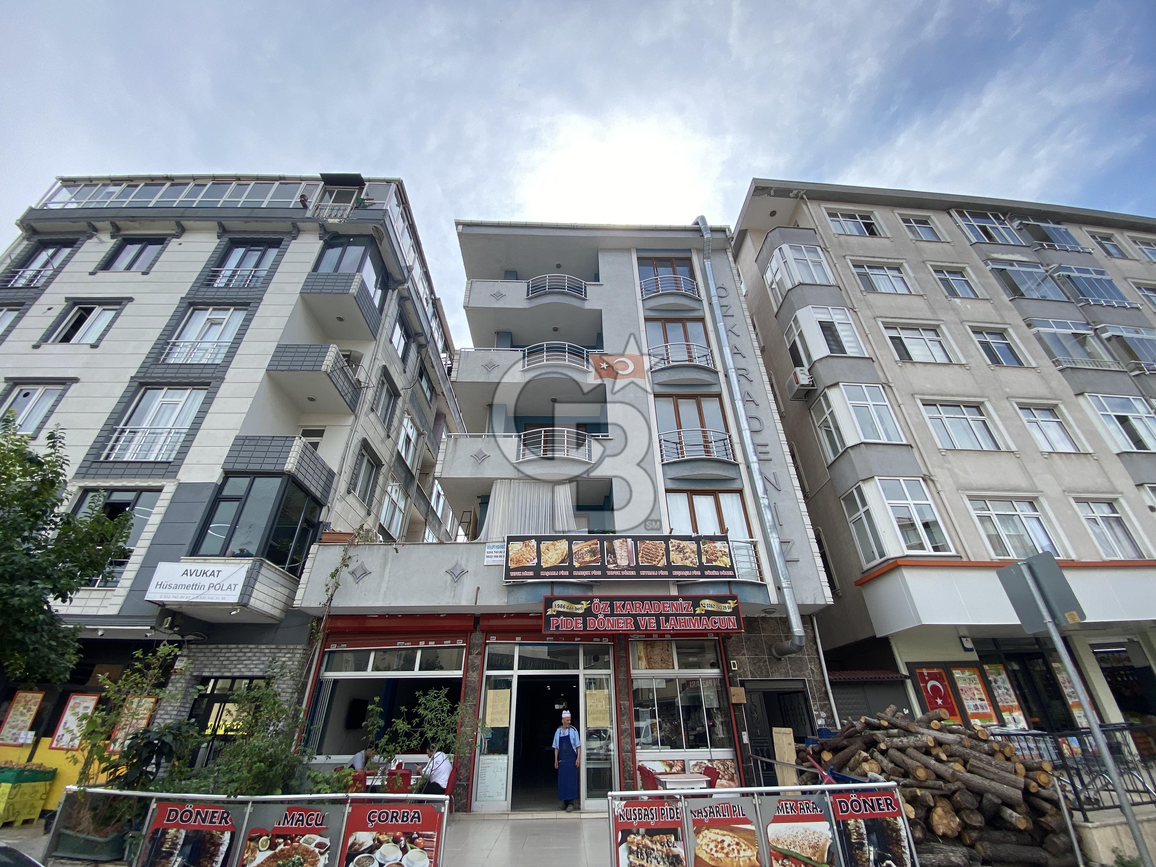 Çayırova ana cadde üzeri satılık 3+1 sıfır daire 