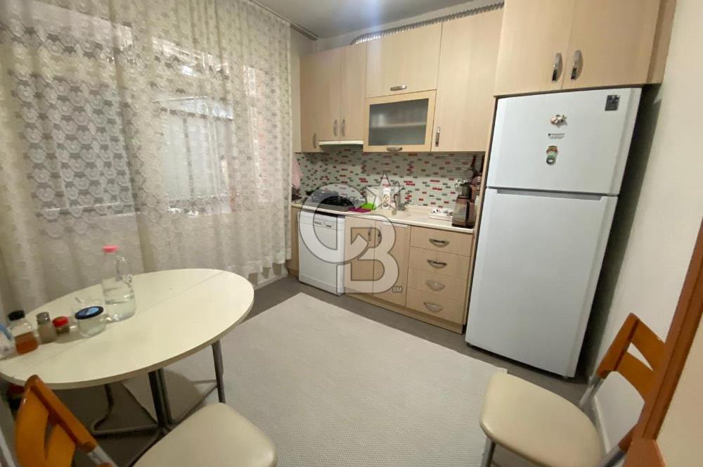 KARABAĞLAR SATILIK 3 KATLI KOMPLE BİNA