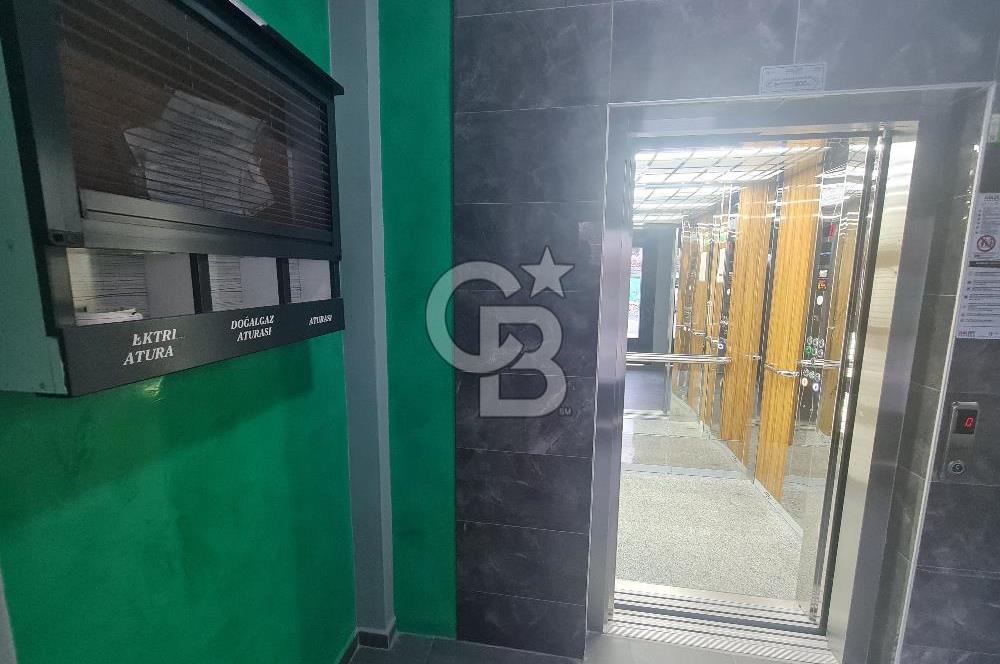 Sultanbeyli 'de satılık geniş daire