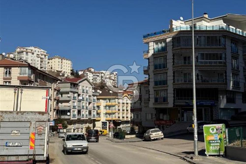 Cengizhan Mahallesi’nde Cadde Üzeri 400m² Düz Giriş Dükkan