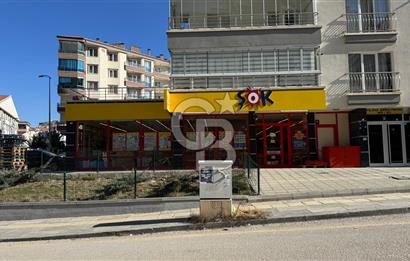 Cadde Üzerinde,Kurumsal Kiracılı Satılık Dükkan