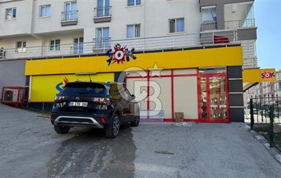 Cadde Üzerinde,Kurumsal Kiracılı Satılık Dükkan