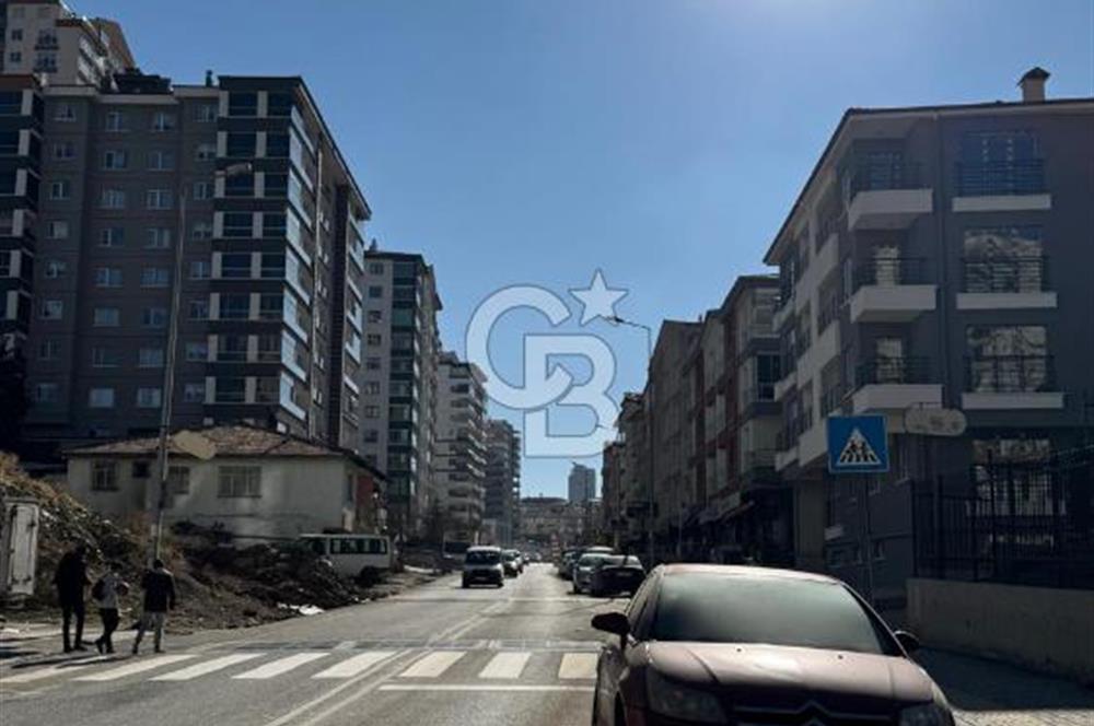 Cengizhan Mahallesi’nde Cadde Üzeri 400m² Düz Giriş Dükkan