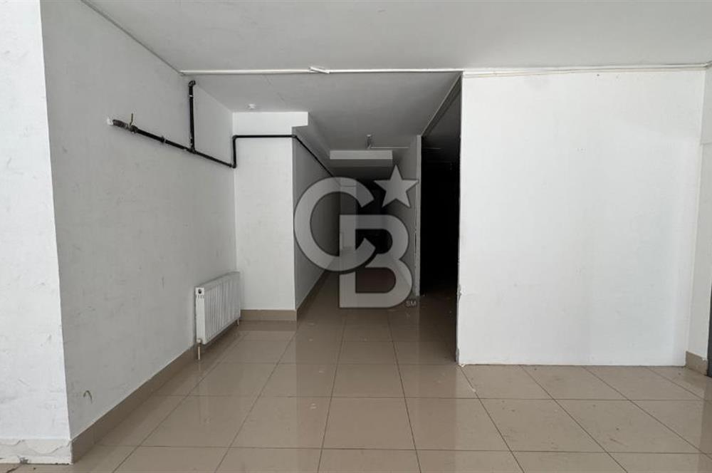 Cengizhan Mahallesi’nde Cadde Üzeri 400m² Düz Giriş Dükkan