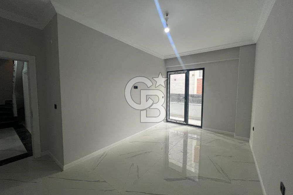 İZMİT ALİKAHYA'DA GENİŞ SIFIR 3+1ÇATI DUBLESK SATILIK LÜKS DAİRE