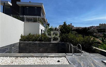 Güzelbahçe Kolejler Bölgesin'de Sıfır Havuzlu 4+2 Villa