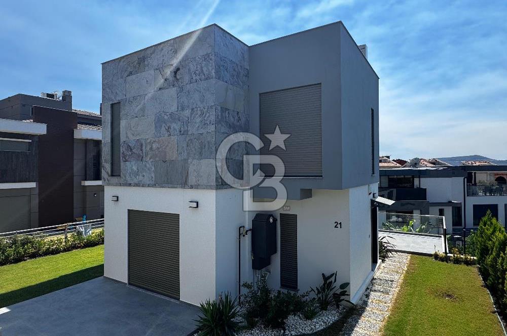 Güzelbahçe Kolejler Bölgesin'de Sıfır Havuzlu 4+2 Villa