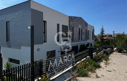 Güzelbahçe Kolejler Bölgesin'de Sıfır Havuzlu 4+2 Villa