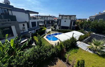 Güzelbahçe Kolejler Bölgesin'de Sıfır Havuzlu 4+2 Villa