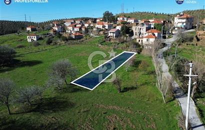 Karaburun Parlak Köy'ü İçinde 290 m² Bahçe