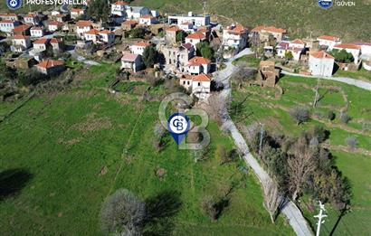 Karaburun Parlak Köy'ü İçinde 290 m² Bahçe