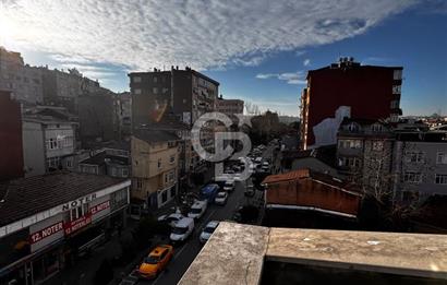 Kasımpaşa Bahriye Caddesi üzerinde Komple Satılık Bina